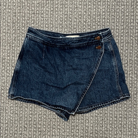 Madewell Dresses & Skirts - Madewell Blue Denim Skort
